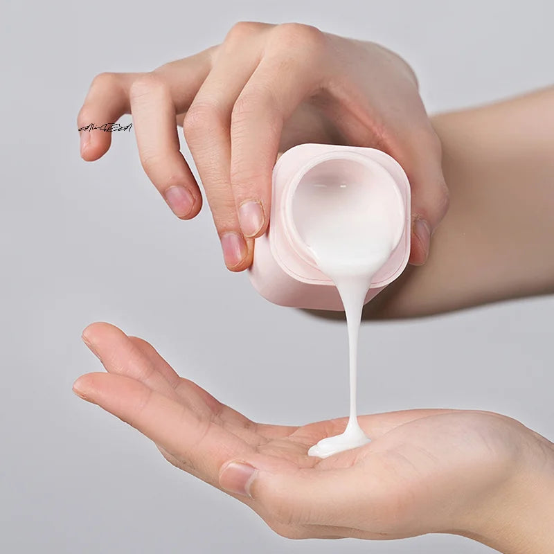 2/3Pcs Magnetic Travel Containers with Lids Cosmetic Dispenser Stacking Design Storage Bottles for Face Cream Sunscreen